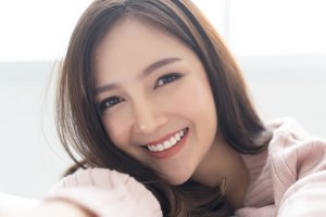 牙齒美白大概多少錢？瞭解價格與效果