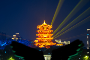 瞼板線功能堵塞：眼乾不適的常見原因
